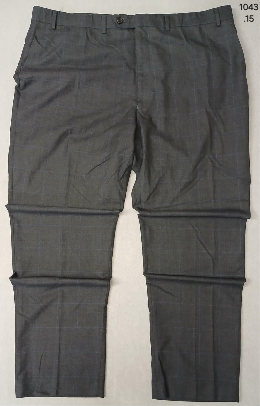 CHAPS (42x32) Gray Plaid Classic Straight Leg Dress Slacks